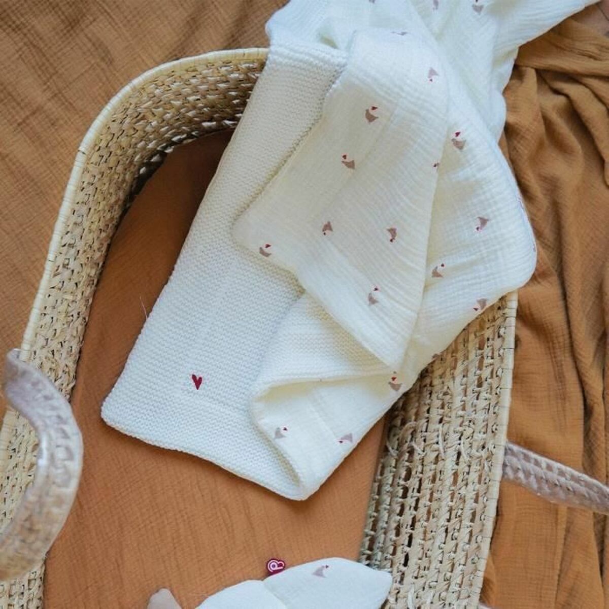 V3H631EB2BAFBB5CEA8FB04E25056DF6288R5774209P2